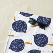 Navy Blue Abstract Flying Bomb Fruit Pattern Strandlaken (In situ)