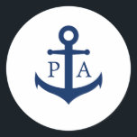 Navy Blue Anchor Monogram Nautical Wedding Ronde Sticker<br><div class="desc">Nautical bruiloft sticker je twee initiaal monogram aan weerszijden van een blauw marineveranker over een witte achtergrond. Een eenvoudig maar elegant ontwerp dat perfect is voor een strandbruiloft in de zomer. Deze stickers zijn perfect voor het verzegelen van uw enveloppen.</div>