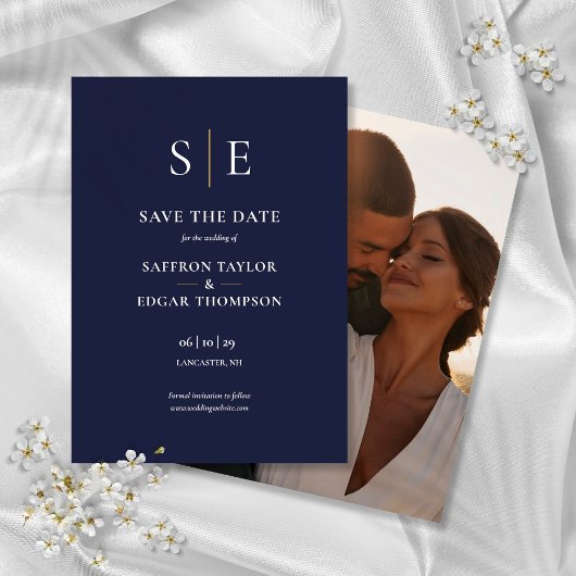 Navy Blue and Gold Monogram Photo Weddenschap Save The Date