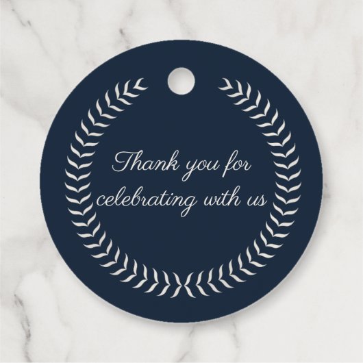 Navy Blue and Ivory Elegant Monogram Wedding Favor Bedankjes Labels (Achterkant)