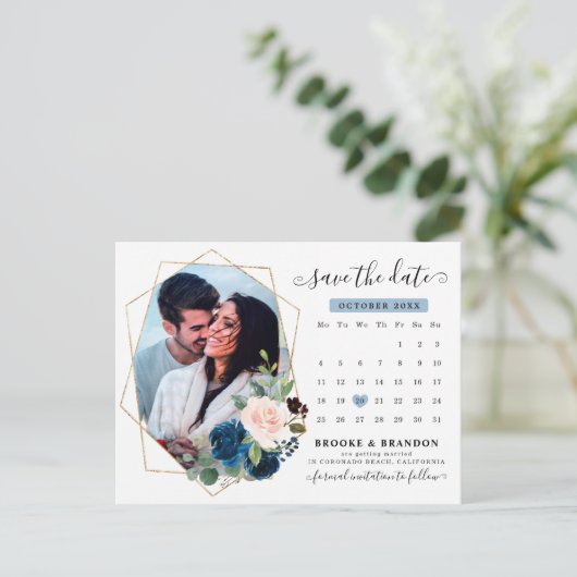 Navy Blue Blush Floral Calendar Save the Date Briefkaart (Staand voorkant)