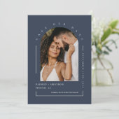 Navy Blue Boho Arch Photo QR Code Save our Date Kaart (Staand voorkant)