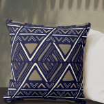 Navy Blue Boho Mudcloth geïnspireerd decoratief Kussen<br><div class="desc">Voeg wat boho charm toe aan je woonruimte met deze stijlvolle decoratieve kussen met een muddokkleurig geïnspireerd patroon in blauw van de marine met ivoor- en kleiachtige grijze accenten. Het ingewikkelde ontwerp is afgedrukt op een zachte en duurzame stof, waardoor het ideaal is om op de bank mee te smokkelen...</div>