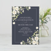 Navy Blue Botanical Greenery White Floral Wedding Kaart (Staand voorkant)