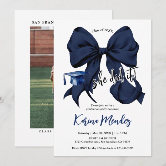 Navy Blue Bow Afstudeerder Uitnodiging (Voorkant / Achterkant)