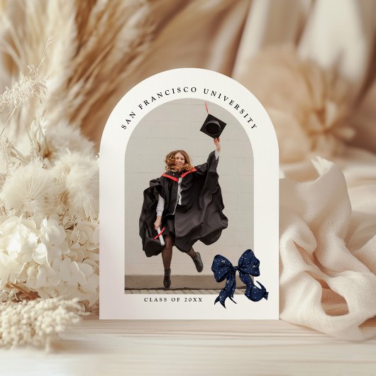 Navy Blue Bow met Gouden Glitter Afstudeerder Arch Kaart