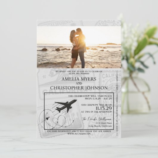 Navy Blue California Passport Wedding Kaart (Staand voorkant)