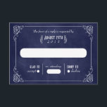 Navy Blue Chalkboard Art Deco Wedding RSVP Kaarten<br><div class="desc">Eenvoudige,  elegante reactiekaarten met dunne,  fancy draden die doen denken aan een  kunstdecoontwerp,  tegen een blauw marinekaart met textuur.</div>
