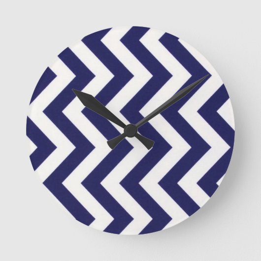 Navy Blue Chevron Ronde Klok (Voorkant)
