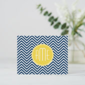 Navy Blue Chevrons met aangepast geel monogram Briefkaart (Staand voorkant)