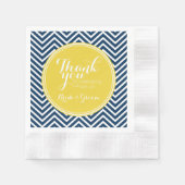 Navy Blue Chevrons met aangepast geel monogram Servetten (Voorkant)