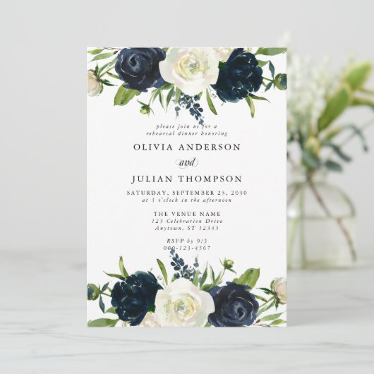 Navy Blue & Cream White Floral Rehearsal Dinner Kaart (Staand voorkant)