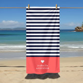 Navy Blue en Coral Chic Stripes Heart Monogram Strandlaken