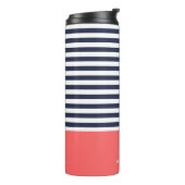 Navy Blue en Coral Chic Stripes Heart Monogram Thermosbeker (Gedraaid links)