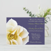 Navy Blue en Cream Wildrose Wedding Invitation Kaart (Staand voorkant)