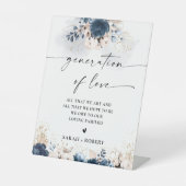 Navy Blue en Dusty Roos Generation of Love Sign Reclamebord Met Voetstuk (Voorkant)