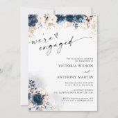 Navy Blue en Dusty Roos We zijn verloofd Invitatio Kaart (Voorkant)