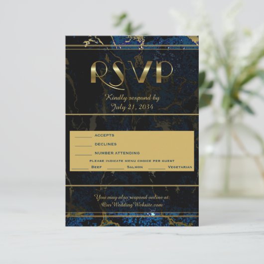 Navy Blue en (Faux) Gold Marble Wedding RSVP Kaartje (Staand voorkant)
