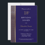 Navy Blue en Gold 18th Birthday Dinner Kaart<br><div class="desc">Moderne marineblauw en goudchevron strepen de uitnodiging van het 18e verjaardagsdiner.</div>