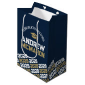 Navy Blue en Gold Afstuderen Class Jaar Medium Cadeauzakje (Voorkant Gekanteld)