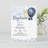 Navy Blue en Gold Balloon Boy Baptism Invitation Kaart (Staand voorkant)