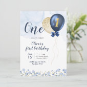 Navy Blue en Gold Balloon Boy First Birthday Inv Kaart (Staand voorkant)