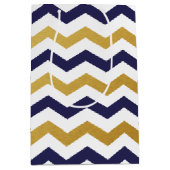 Navy Blue en Gold Chevron Pattern Gift Bag Medium Cadeauzakje (Voorkant)