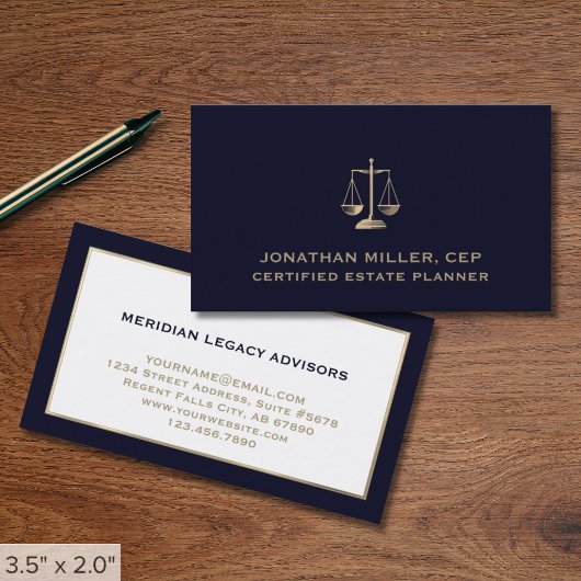 Navy Blue en Gold Legal Justice Scale Visitekaartje