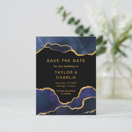 Navy Blue en Gold Painted Agate Save the Date Pos Briefkaart (Staand voorkant)