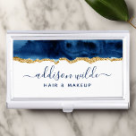 Navy Blue en Gold Waterverf-draagtas Visitekaarthouder<br><div class="desc">Navy Blue en Gold Waterverf visitekaartje. Elegant Navy Blue en Gold geometrische handgeschreven stijlkalligrafie professioneel design. Perfect voor make-up artiesten,  haarstylists,  cosmetologen en nog veel meer!</div>