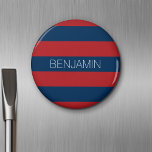 Navy Blue en Red Rugby Stripes met aangepaste naam Magneet<br><div class="desc">Donkere Blues en een traditioneel rood — een mannelijk patroon voor de jongens en jongens in je familie. Een gewaagd en modern ontwerp met een gebied voor aangepaste tekst. Als u het kunstwerk moet aanpassen of de doopvont veranderen, kunt u op het aanpassingsgebied klikken. Dit zal u aan het ontwerphulpmiddel...</div>