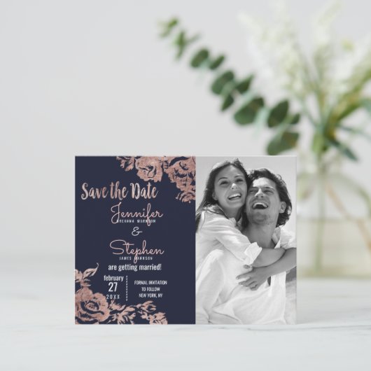Navy Blue en Roos Gold Floral Save the Date Aankondigingskaart (Staand voorkant)