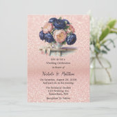 Navy Blue en Roos Gold Floral Wedding Kaart (Staand voorkant)