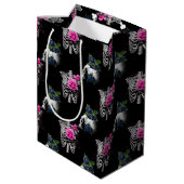 Navy Blue en roze Floral Skulls Gothic Wedding Medium Cadeauzakje (Achterkant Gekanteld)