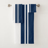 Navy Blue en White Bad Handdoek (Insitu)