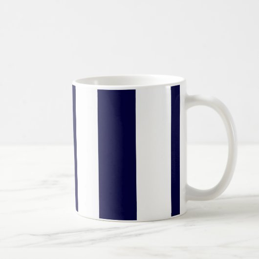 Navy Blue en White Extra Large Stripe Pattern Koffiemok (Rechts)