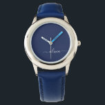 Navy Blue en White Modern Monogram Horloge<br><div class="desc">Introductie van ons Navy Blue and White Modern Monogram Collectie: Verhoog uw interieur met ons verfijnde collectie met een hedendaags marineblauw en wit kleurenschema. Elk stuk is zorgvuldig vervaardigd om elegantie en stijl uit te stralen, perfect voor het toevoegen van een vleugje moderne flair aan elke kamer. Of u nu...</div>