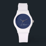 Navy Blue en White Modern Monogram Horloge<br><div class="desc">Introductie van ons Navy Blue and White Modern Monogram Collectie: Verhoog uw interieur met ons verfijnde collectie met een hedendaags marineblauw en wit kleurenschema. Elk stuk is zorgvuldig vervaardigd om elegantie en stijl uit te stralen, perfect voor het toevoegen van een vleugje moderne flair aan elke kamer. Of u nu...</div>