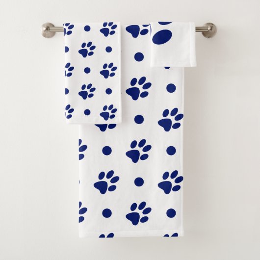 Navy Blue- en White Paw-afdrukken en pooldots Bad Handdoek (Insitu)