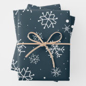 Navy Blue en White Snowflakes Inpakpapier Vel (In situ)