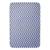Navy Blue en White Zigzag Stripes Chevron Pattern Badmat (Voorkant Verticaal)