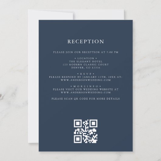 Navy Blue Floral Crest Monogram Wedding QR Code Kaart (Achterkant)