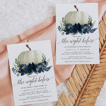 Navy Blue Floral Pumpkin Rehearsal Dinner Kaart<br><div class="desc">Dit ontwerp is voorzien van een roomachtige witte pompoen die in een bouquet van waterverf geschilderde marinefloralen zijn genummerd en groen zijn. De elegante klassieke doopvonten stropdassen dit ontwerp samen. Bekijk het hele collectie voor meer overeenkomende objecten!</div>