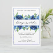 Navy Blue Floral Wedding Invitation Kaart (Staand voorkant)