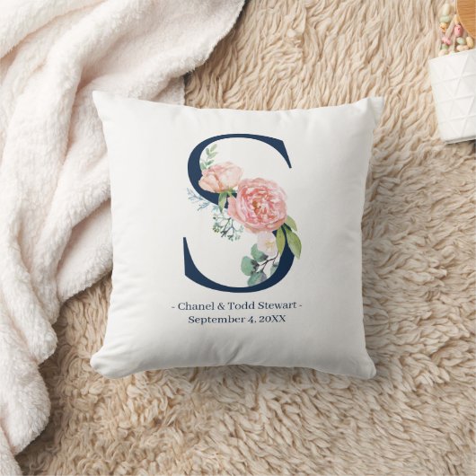 Navy Blue Floral Wedding Monogram Pillow | S Kussen (Deken)