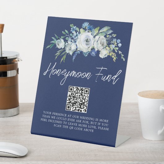 Navy Blue Floral Winter Wedding Honeymoon Fonds Reclamebord Met Voetstuk (Insitu)