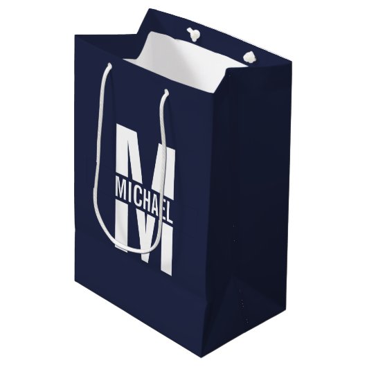 Navy Blue - gepersonaliseerd monogram en naam Medium Cadeauzakje (Voorkant Gekanteld)