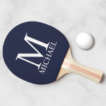 Navy Blue - gepersonaliseerd monogram en naam Tafeltennisbatje<br><div class="desc">De gepersonaliseerde Monogram en de Gift van de Naam kenmerkt gepersonaliseerde monogram en naam in witte klassieke serif doopvontstijl op marine blauwe achtergrond. Perfect als vakantiecadeau,  vaderdag cadeau voor vader en cadeau voor speciale gelegenheden.</div>