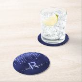 Navy blue glitter druppelt monogram script ronde kartonnen onderzetter (Insitu)