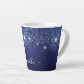Navy blue glitter monogram name script latte mok (Rechterhoek)